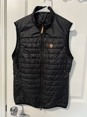 Mens Fjallraven Abisko Padded Vest Size Medium